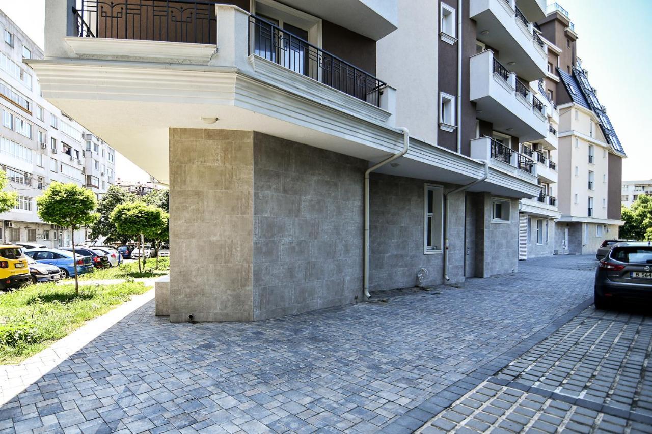 Chaika 203 Varna Bagian luar foto